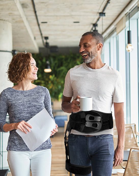 Hip Brace with Flexion/ Extension/Abduction: Universal